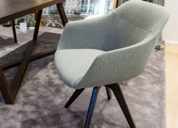 Armlehnstuhl CARA (Ausstellungsstück)